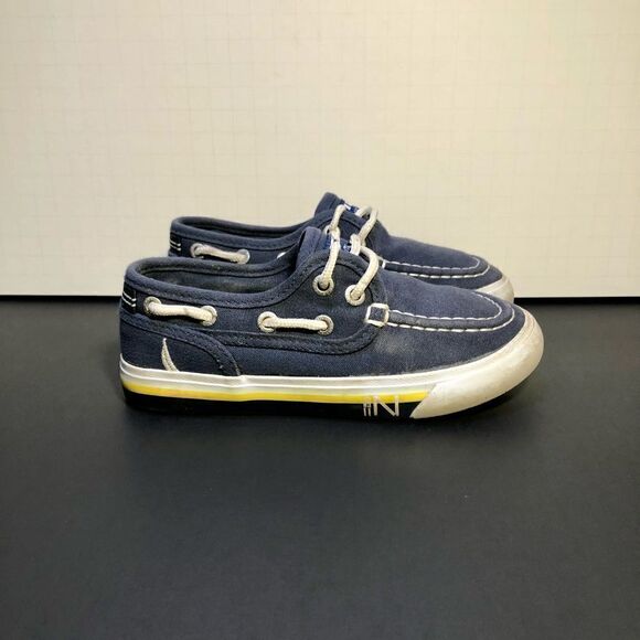 Boys NAUTICA Spinnaker Navy Blue Canvas Boat Shoes / Size 11 - Picture 2 of 9